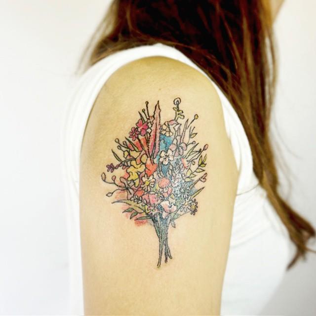 tatuaje flores 611