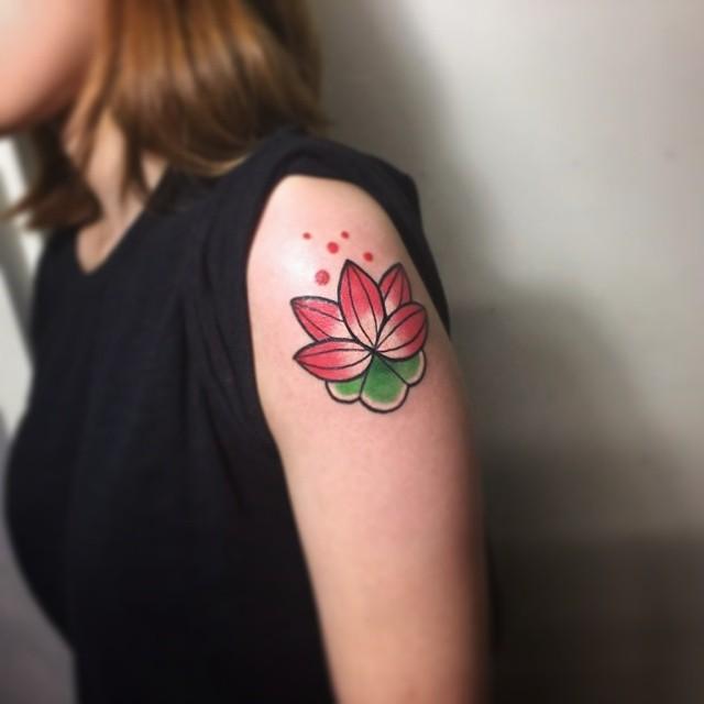 tatuaje flores 681