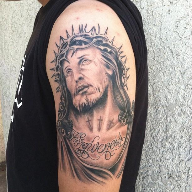 tatuaje motivo religioso 701