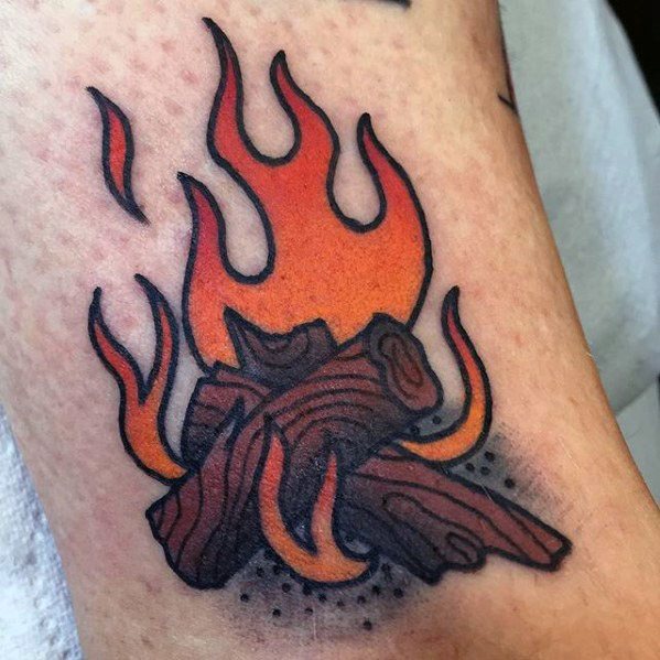 tatuaje fuego hoguera 82