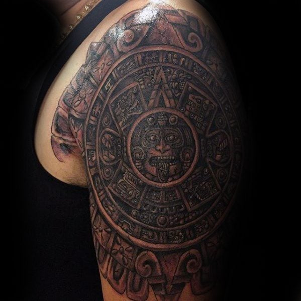 tatuaje calendario maya 16