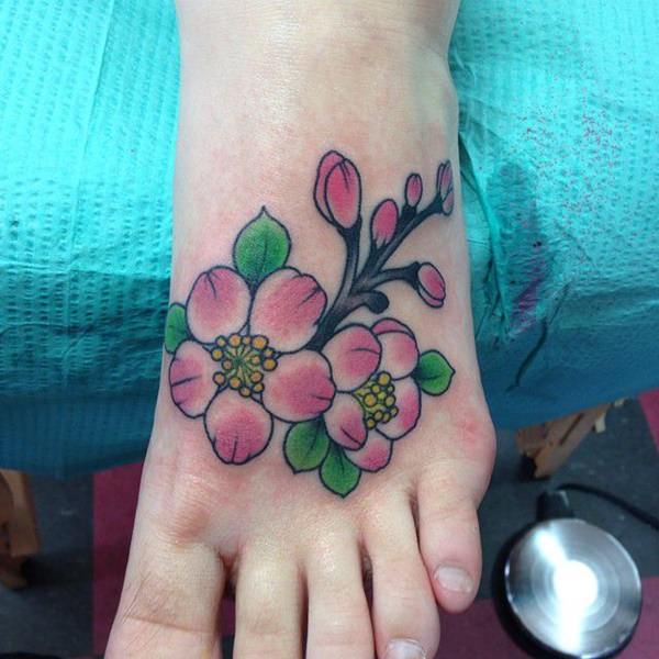 tatuaje flor de cerezo 120