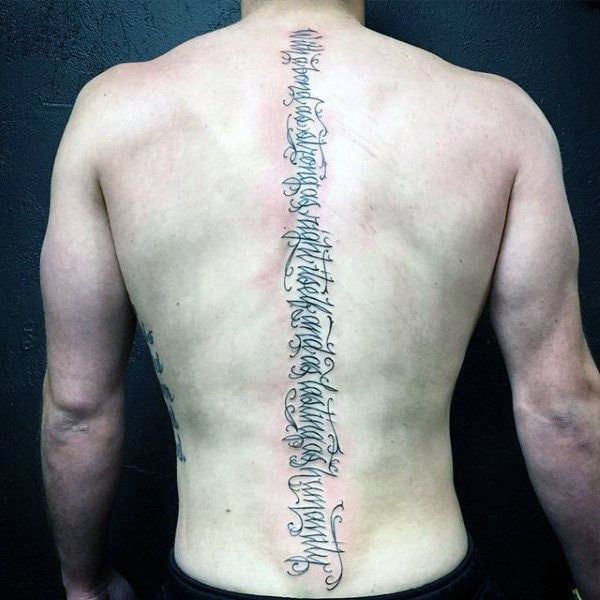 tatuaje columna vertebral 179