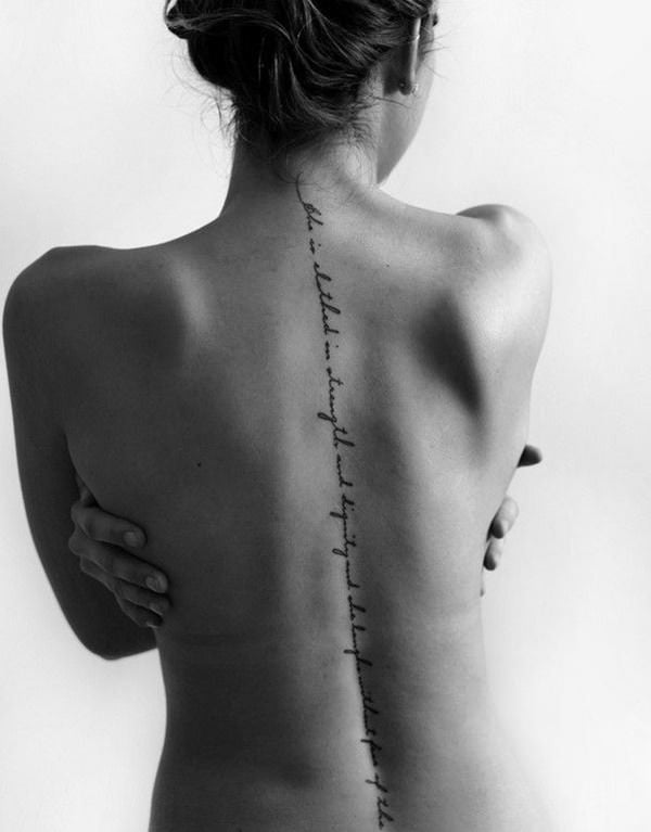 tatuaje columna vertebral 194