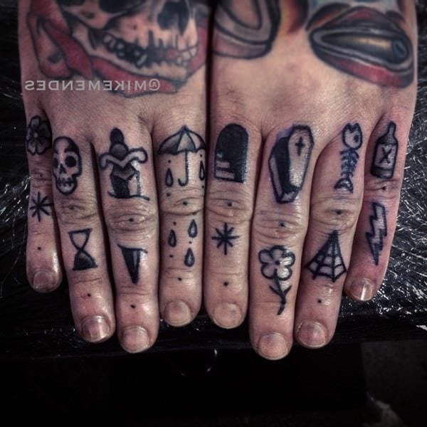 tatuaje dedos 163