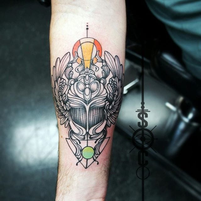 tatuaje escarabajo 40