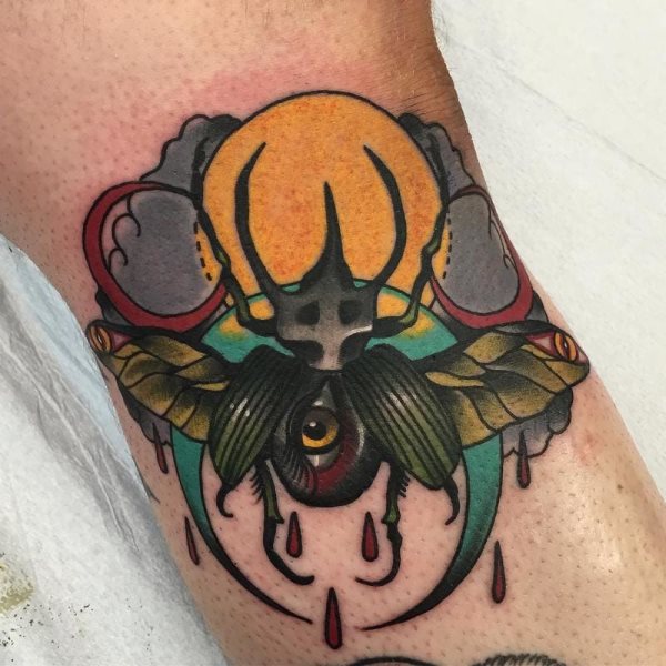 tatuaje escarabajo 48