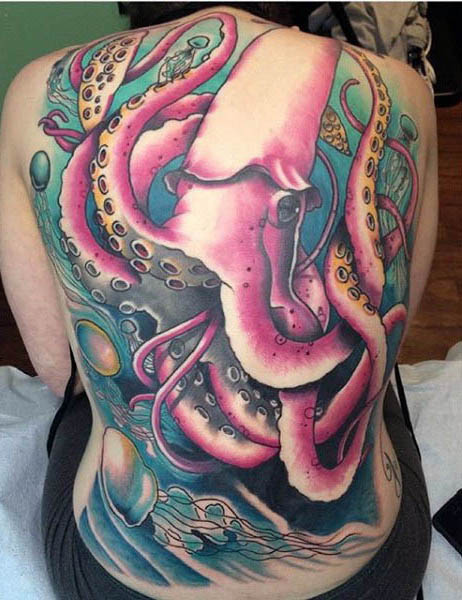 tatuaje calamar 64