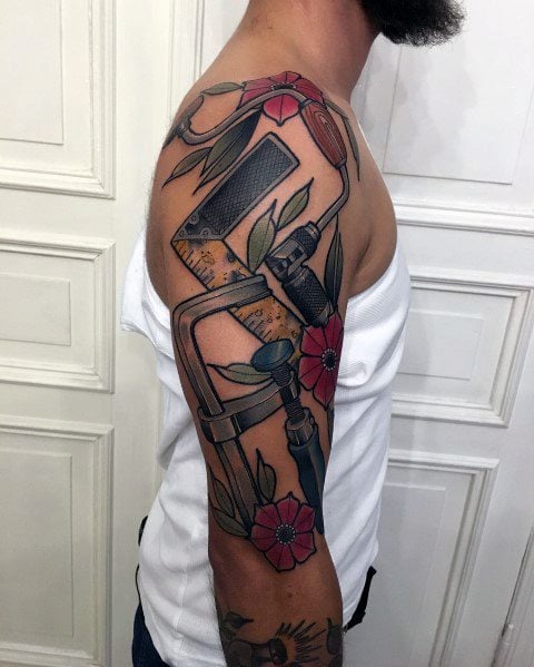 tatuaje carpintero 53