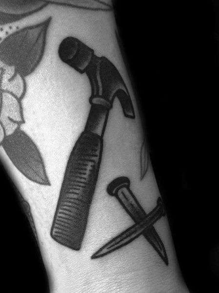 tatuaje carpintero 99