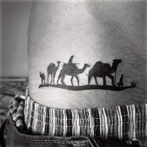 tatuaje camello 71