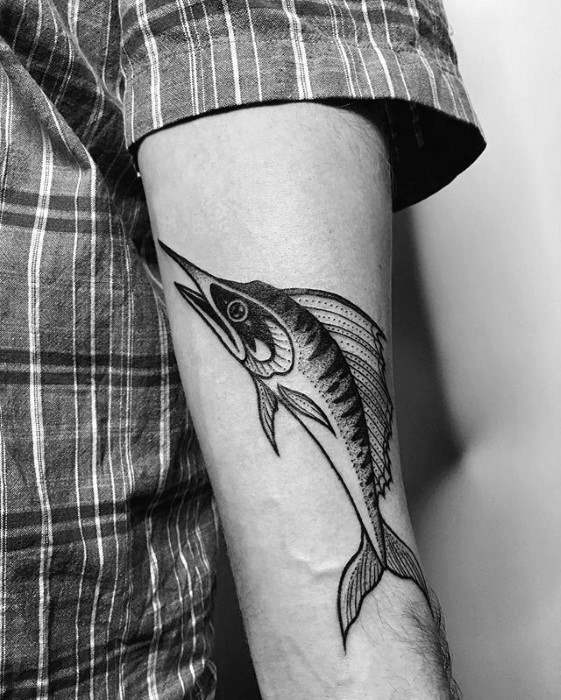 tatuaje pez espada 47