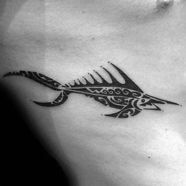 tatuaje pez espada 80