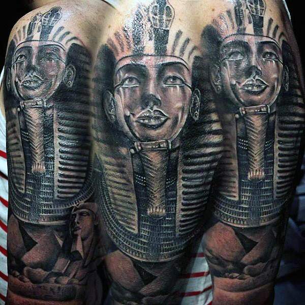 tatuaje piramide egipto 131