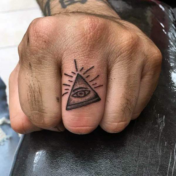 tatuaje piramide egipto 179