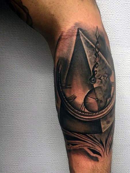 tatuaje piramide egipto 203