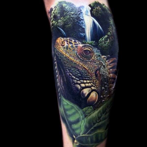tatuaje iguana 70
