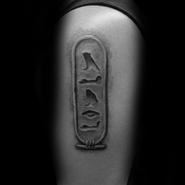 tatuaje jeroglífico 29