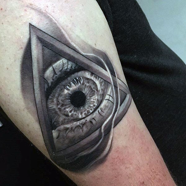 tatuaje simbolo illuminati 25