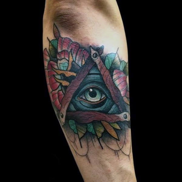 tatuaje simbolo illuminati 67