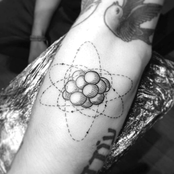 tatuaje ciencia 133