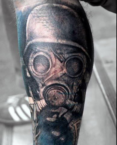 tatuaje mascara gas 373