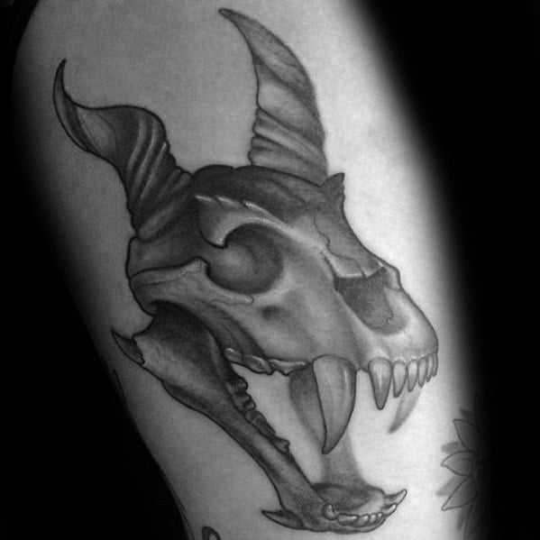 tatuaje calavera dragon 76