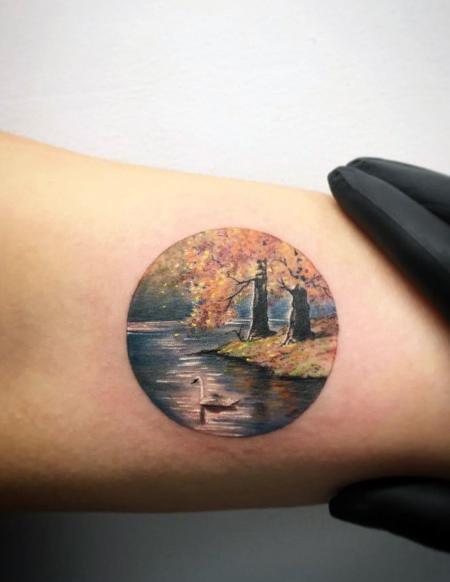 tatuaje de lago 66