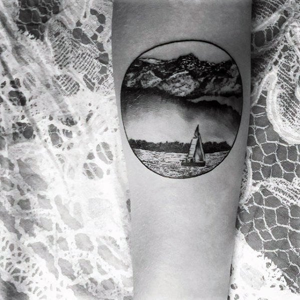 tatuaje de lago 70