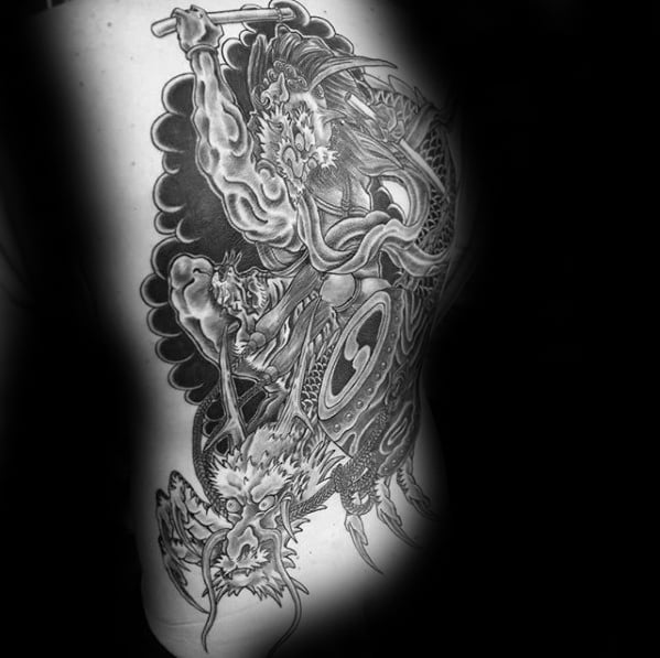 tatuaje dios Raijin 16