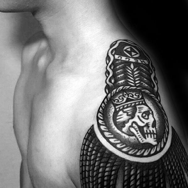 tatuaje hombreras 58