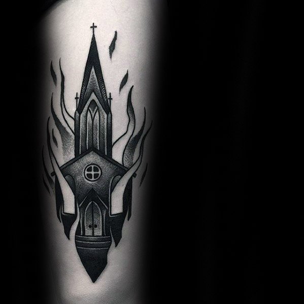tatuaje iglesia ardiendo 24
