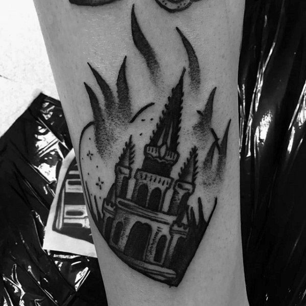 tatuaje iglesia ardiendo 98