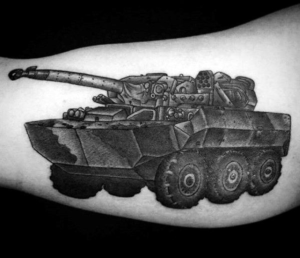 tatuaje tanque militar 82