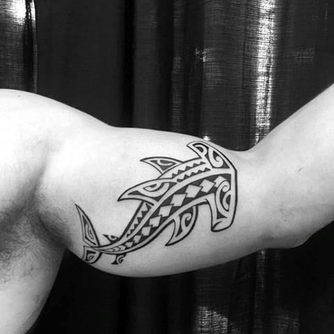 tatuaje tiburon maori 02