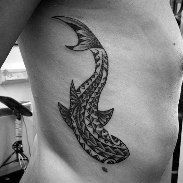 tatuaje tiburon maori 14