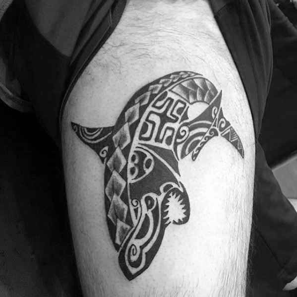 tatuaje tiburon maori 16