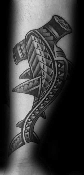 tatuaje tiburon maori 40