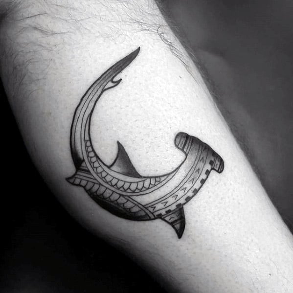 tatuaje tiburon maori 46