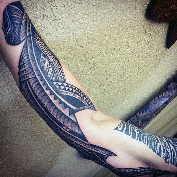 tatuaje tiburon maori 72