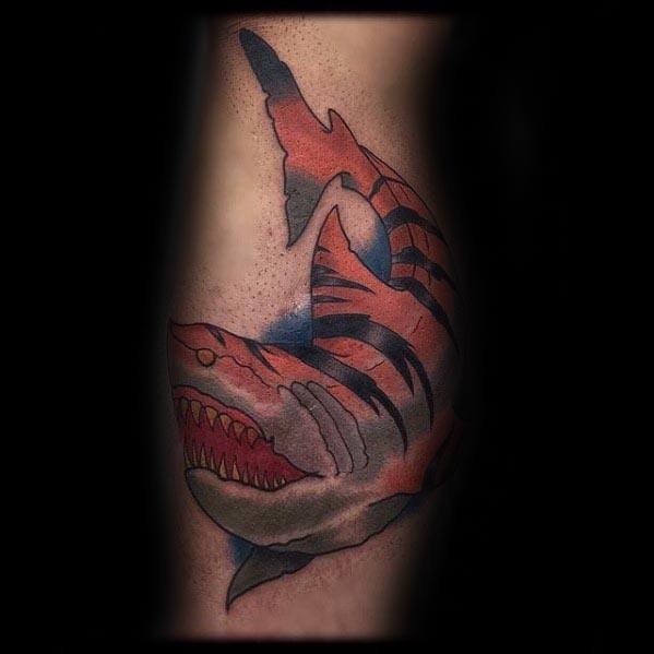 tatuaje tiburon tigre 24