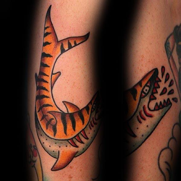 tatuaje tiburon tigre 48