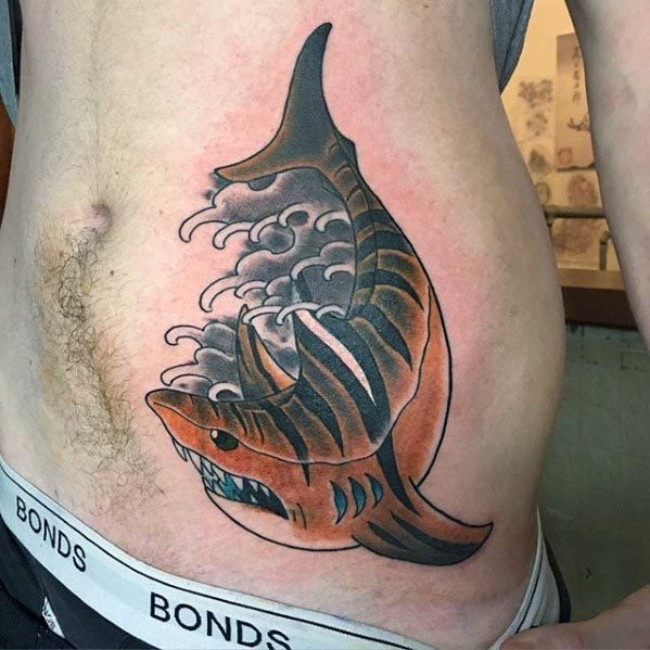 tatuaje tiburon tigre 66