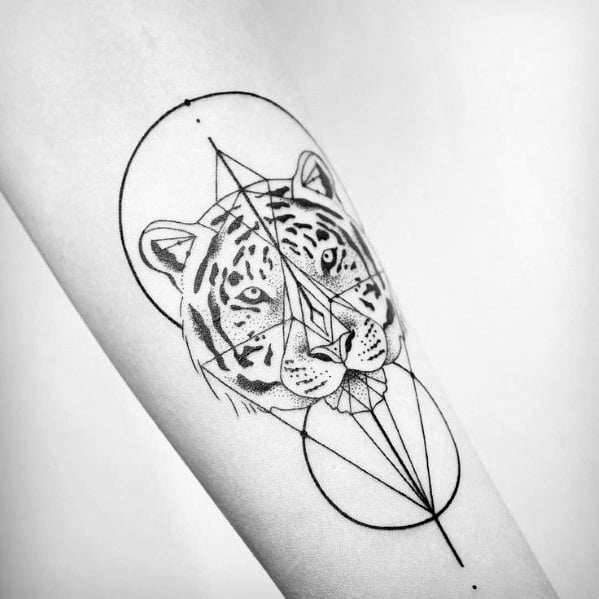 49 Tatuajes de tigres geométricos (con el significado)