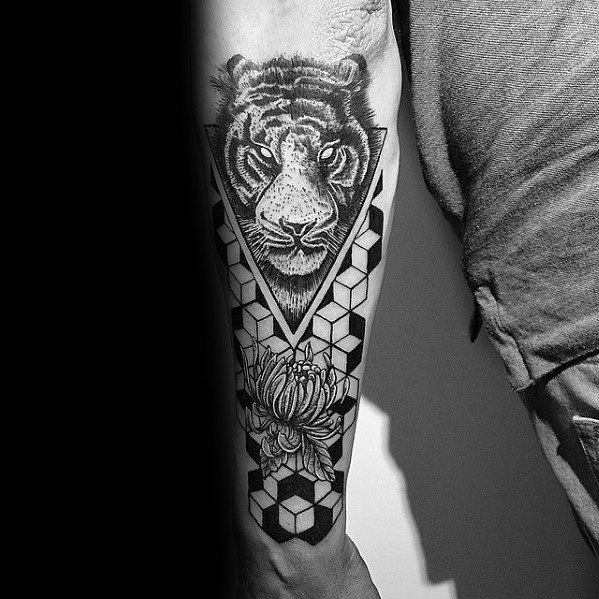 tatuaje tigre geometrico 14