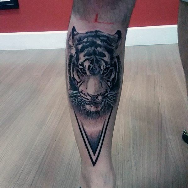 tatuaje tigre geometrico 50