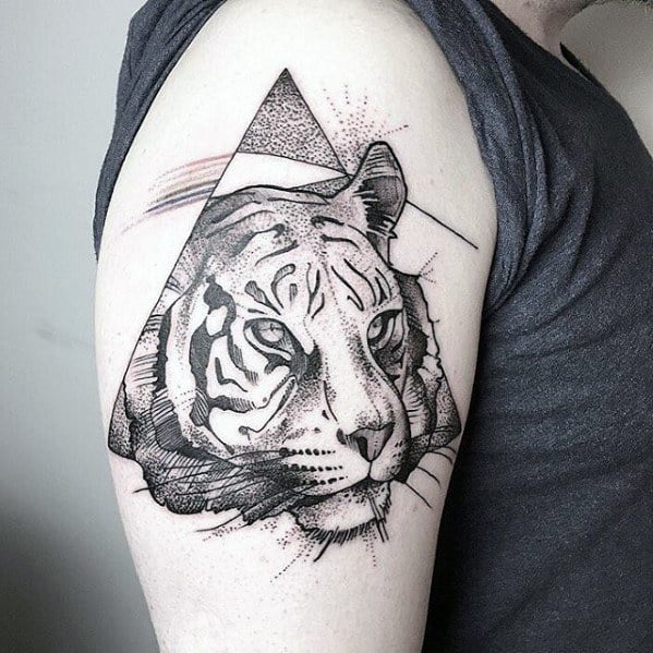 tatuaje tigre geometrico 72