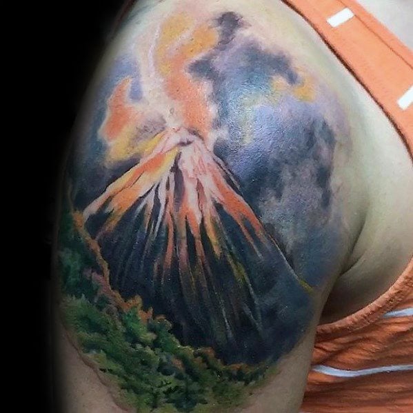 tatuaje volcan 18