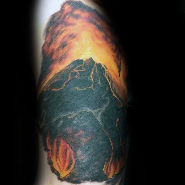 tatuaje volcan 32