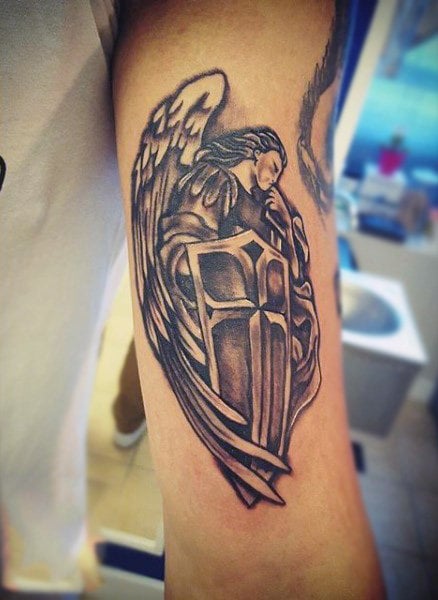 tatuaje angel de la guarda 373